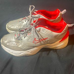 Nike Monarch Metallic Training Shoe